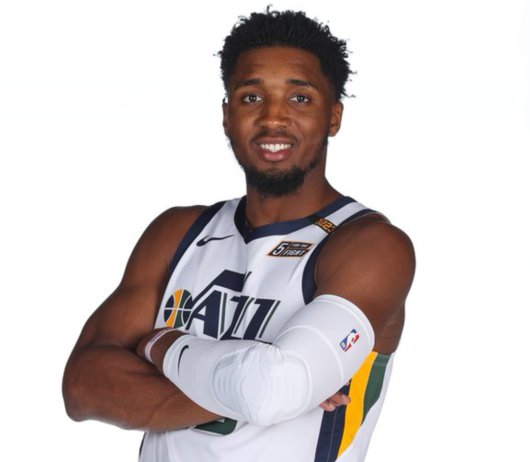 字母哥都展 字母哥都展