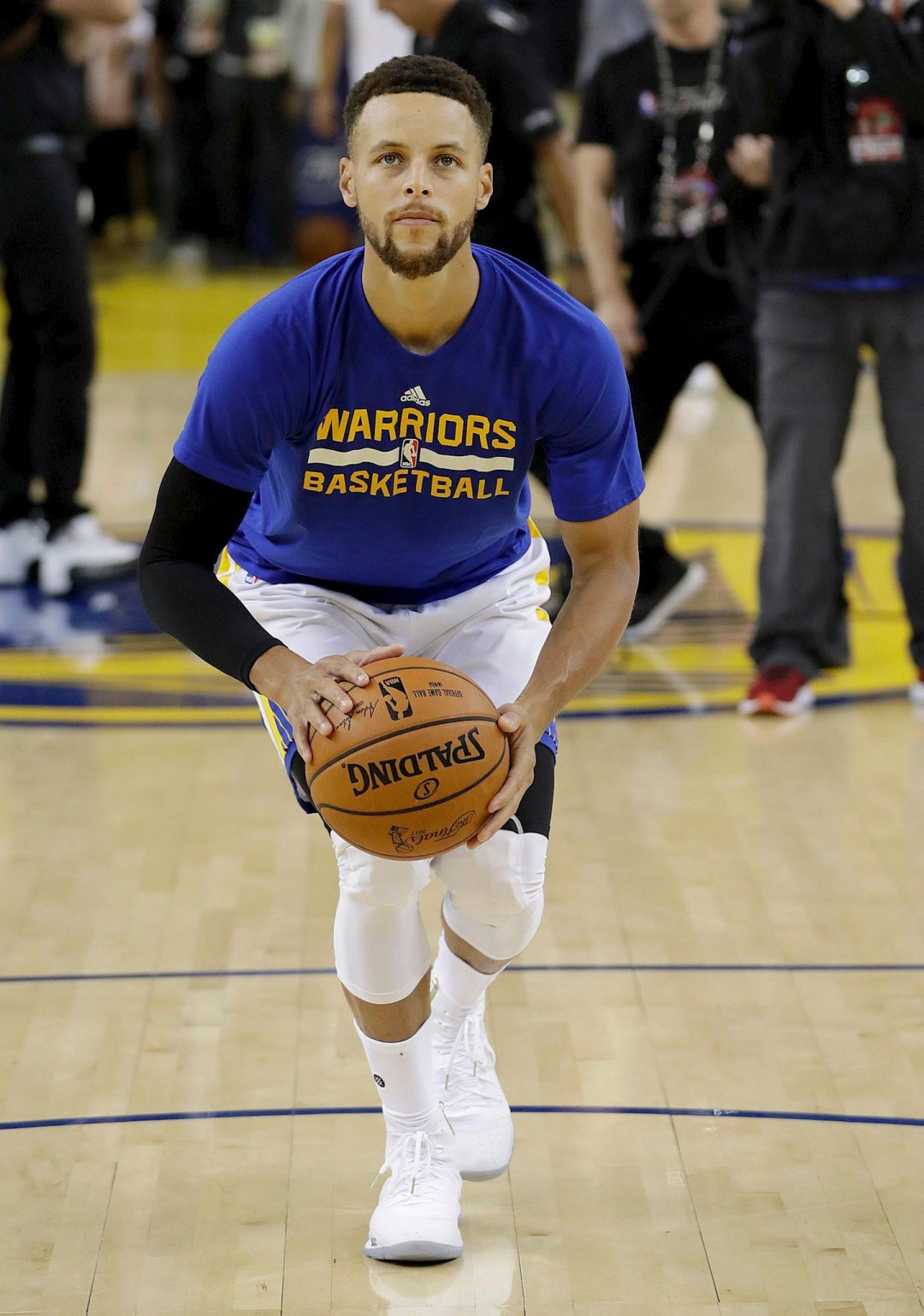 面对麦克尼 面对麦克尼