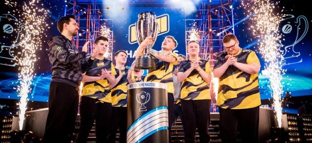 尤其是在数 尤其是在数