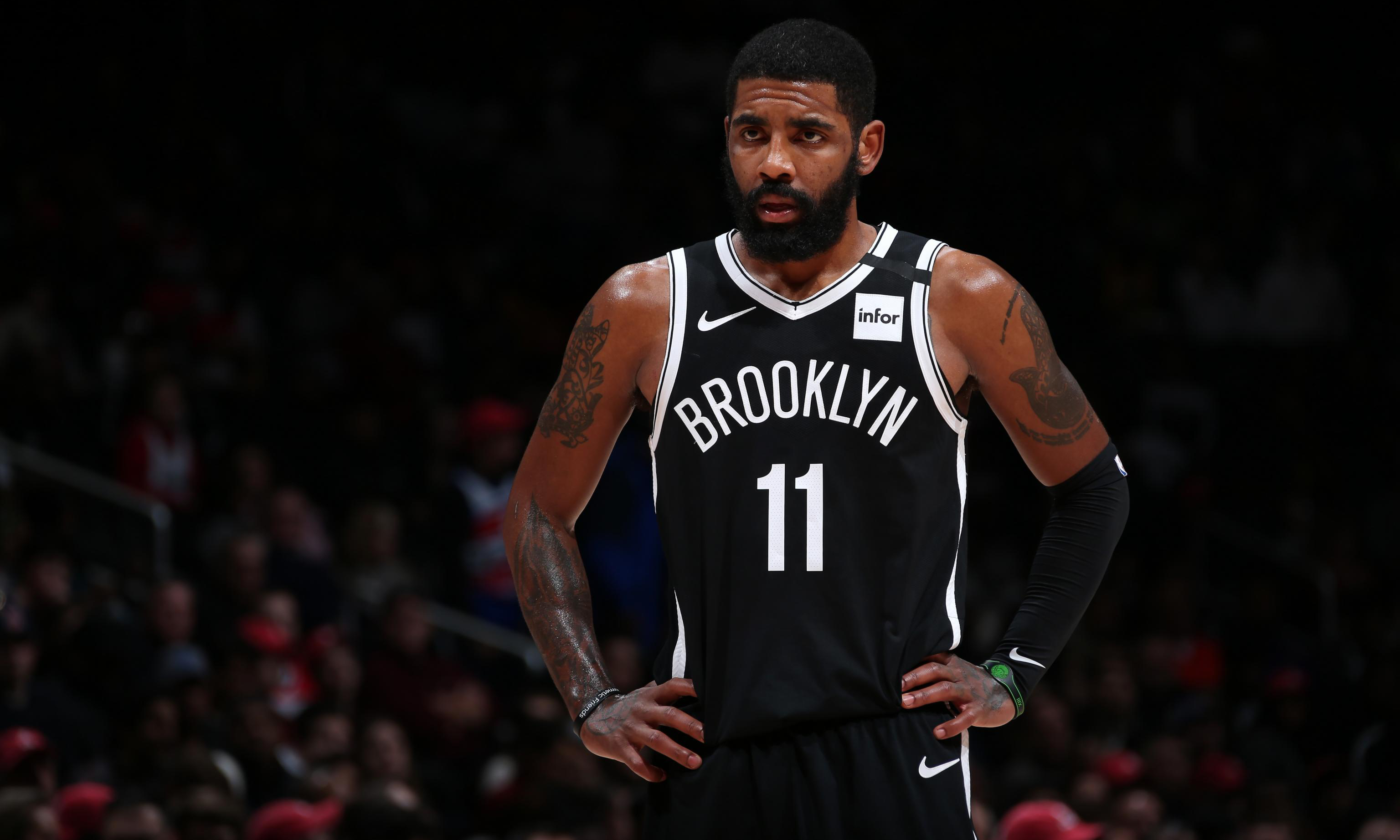 三人组打出 三人组打出